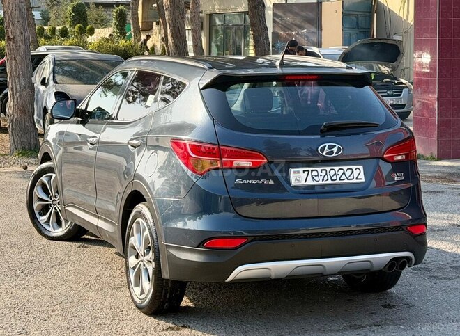 Hyundai Santa Fe-10