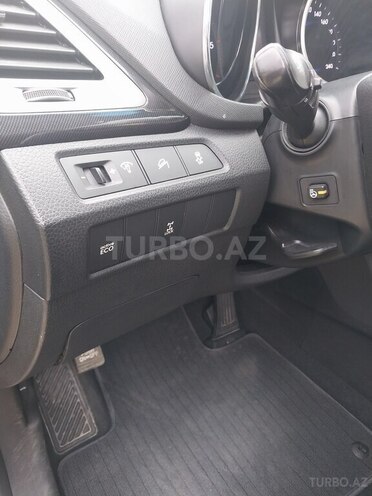 Hyundai Santa Fe-17