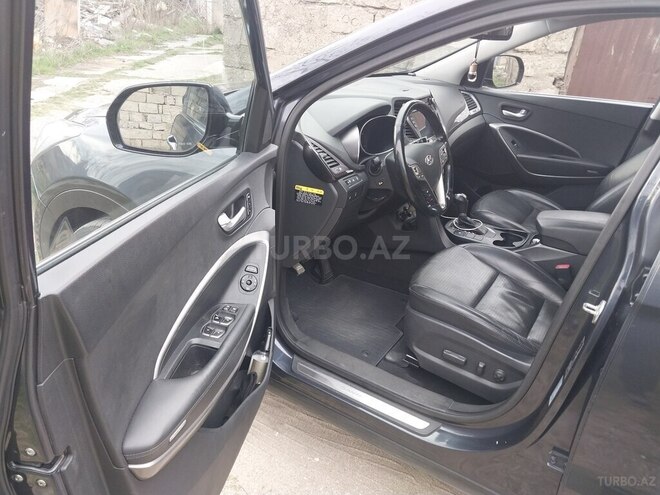 Hyundai Santa Fe-19