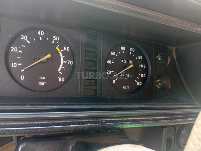 LADA (VAZ) 2107-4