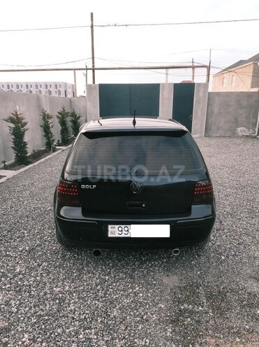 Volkswagen Golf-3