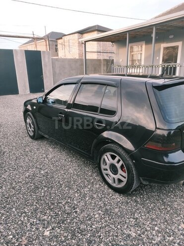 Volkswagen Golf-4