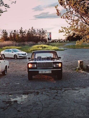 LADA (VAZ) 2107-2