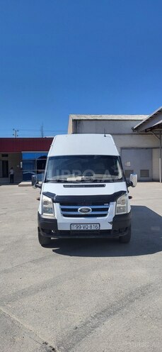 Ford Transit-1