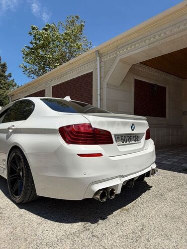 BMW 528-10