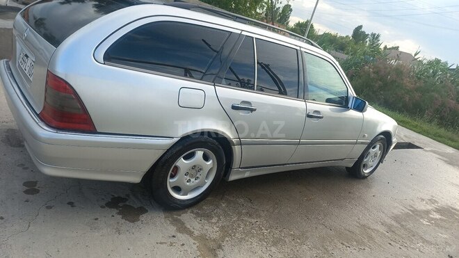 Mercedes C 180-2
