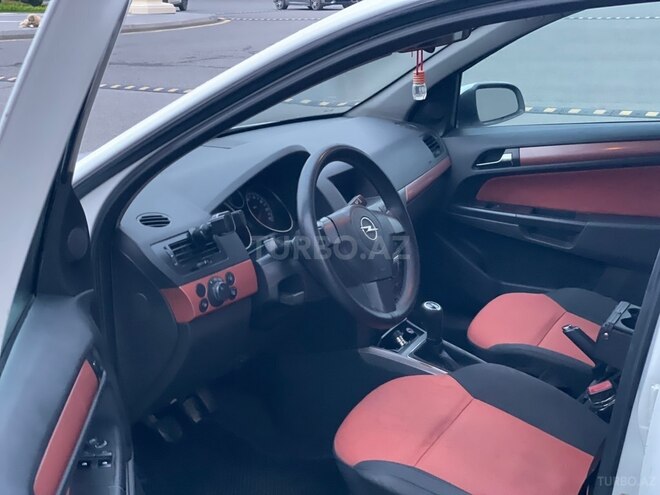 Opel Astra-10