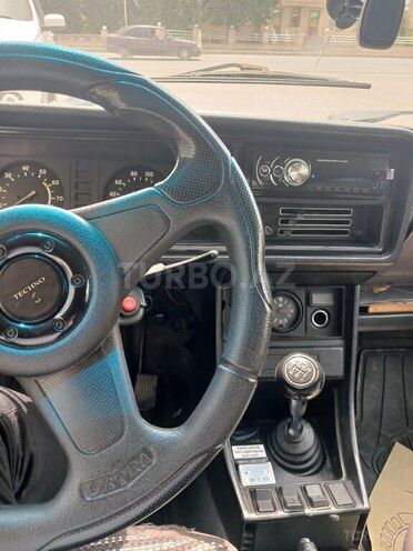 LADA (VAZ) 2107-5