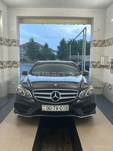 Mercedes E 250-1