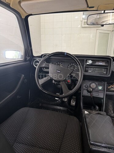 LADA (VAZ) 2107-2
