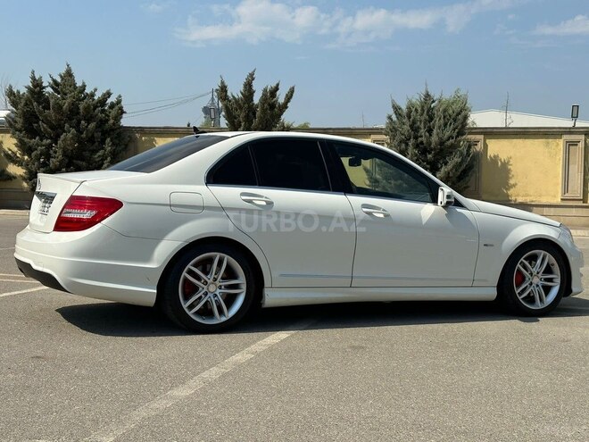Mercedes C 250-10