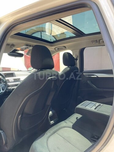 BMW X1-13