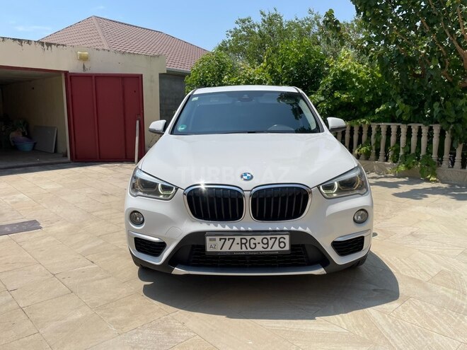BMW X1-10