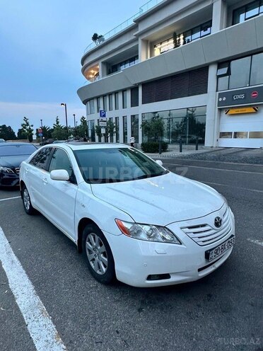 Toyota Camry-2