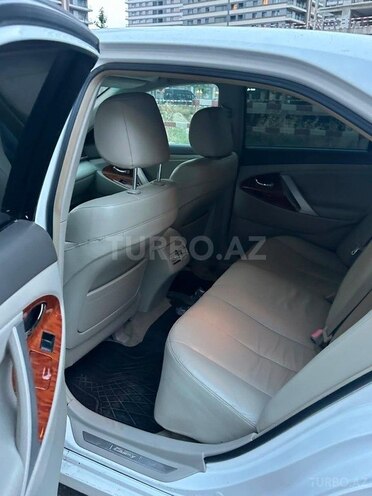 Toyota Camry-7