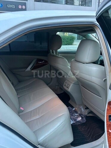 Toyota Camry-6