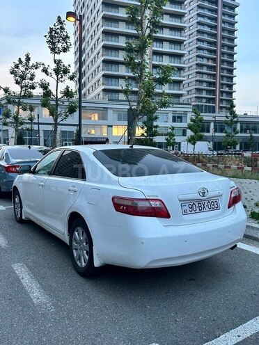 Toyota Camry-3