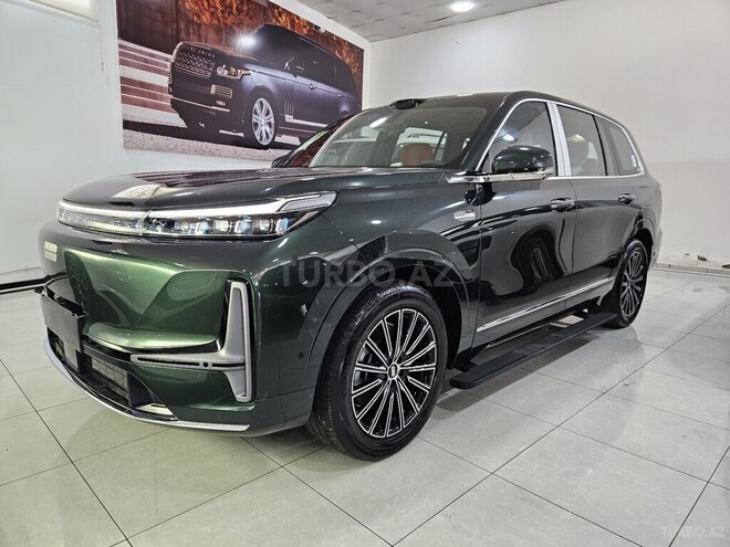 Geely Galaxy M9-3