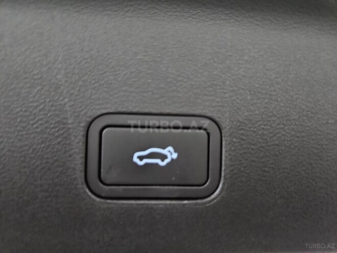 Geely Galaxy M9-8