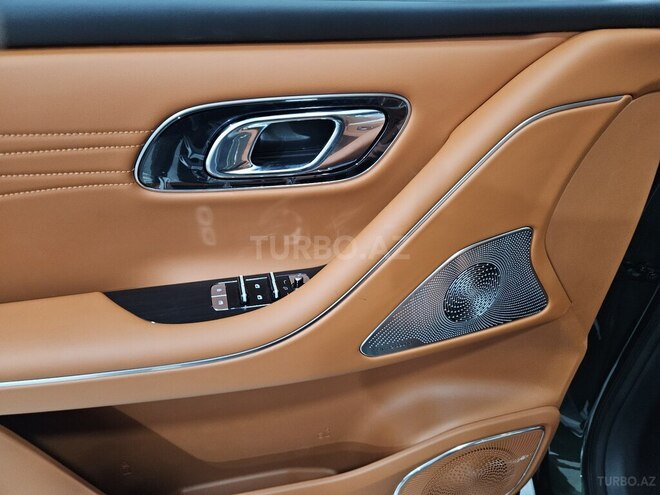 Geely Galaxy M9-15