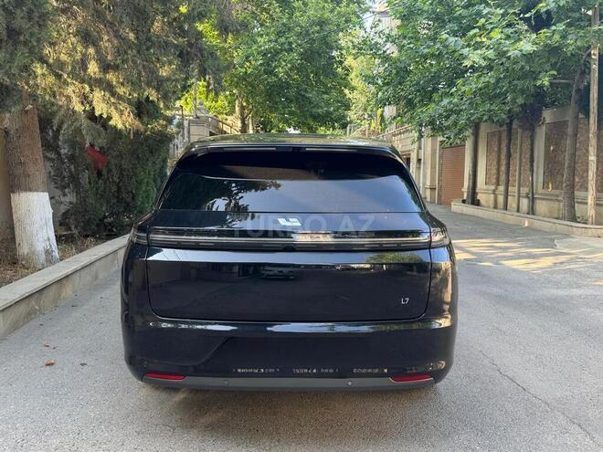 Li Auto L7-6