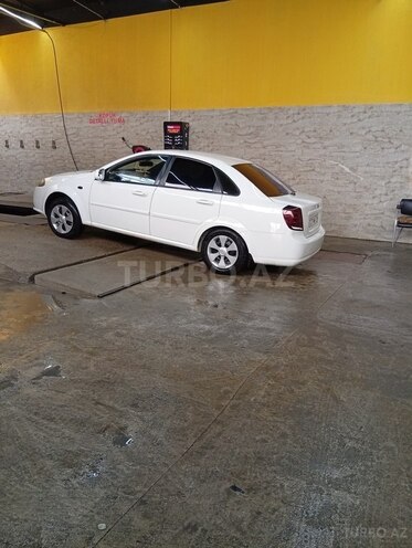 Daewoo Gentra-8