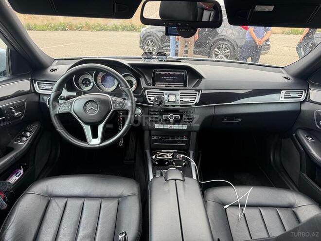 Mercedes E 220-14