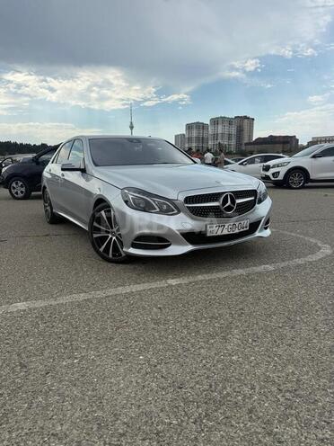 Mercedes E 220-5