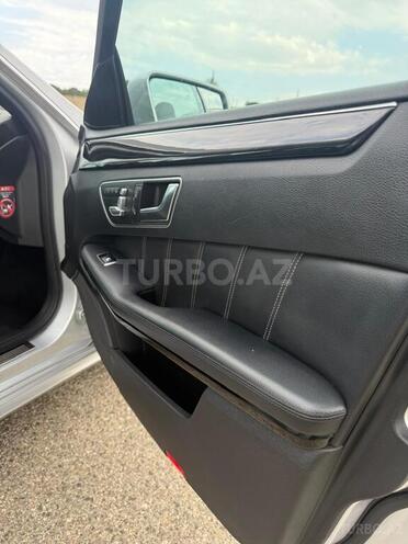 Mercedes E 220-16