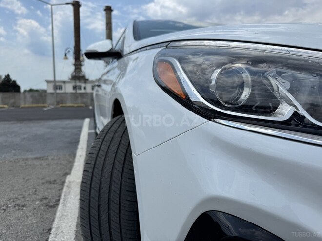 Hyundai Sonata-4