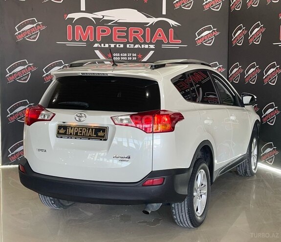 Toyota RAV4-15