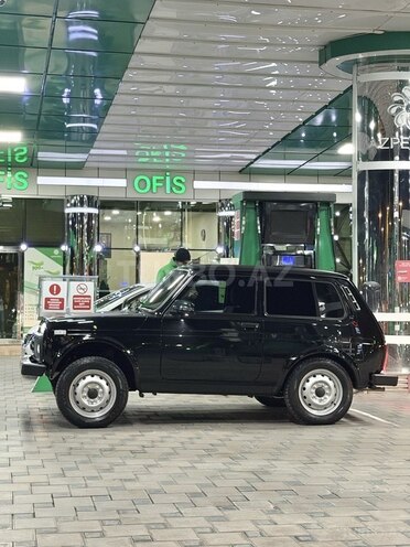 LADA (VAZ) Niva-6