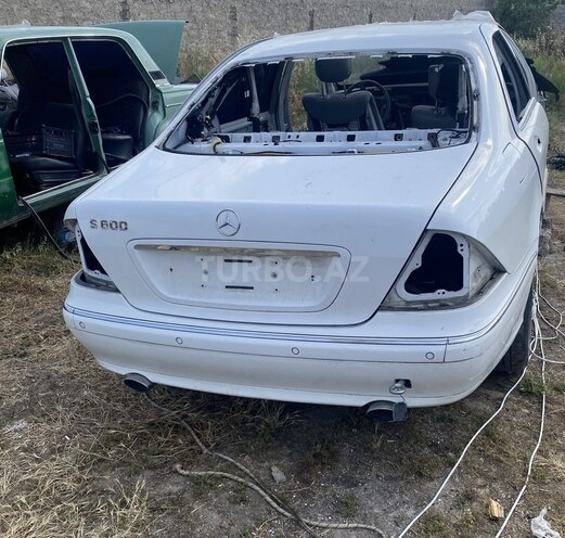 Mercedes S 600-8