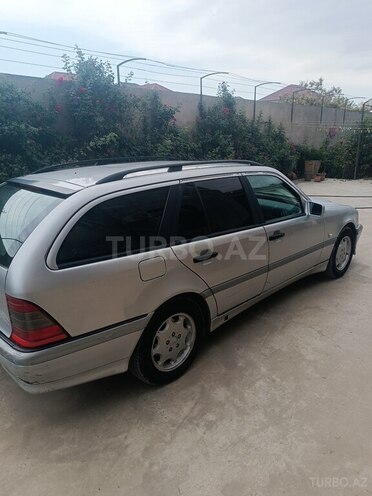 Mercedes C 220-4