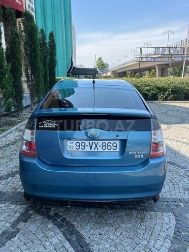 Toyota Prius-3