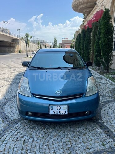 Toyota Prius-2