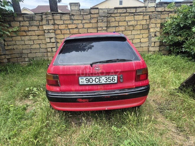 Opel Astra-3