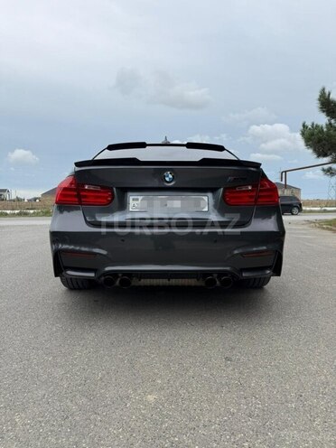 BMW 330-4