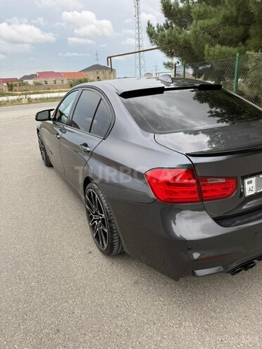 BMW 330-3
