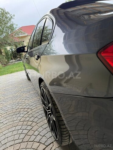 BMW 330-12