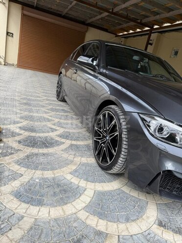 BMW 330-14