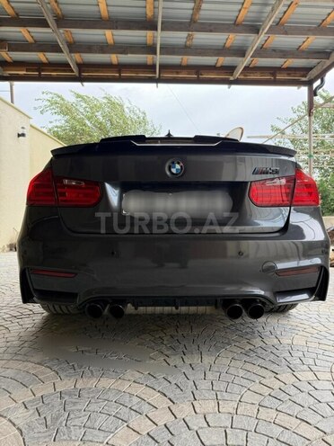BMW 330-15
