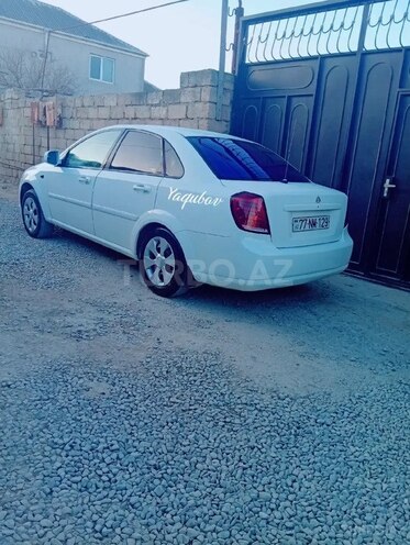 Daewoo Gentra-13