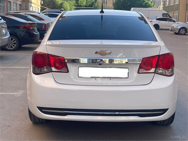Chevrolet Cruze-2