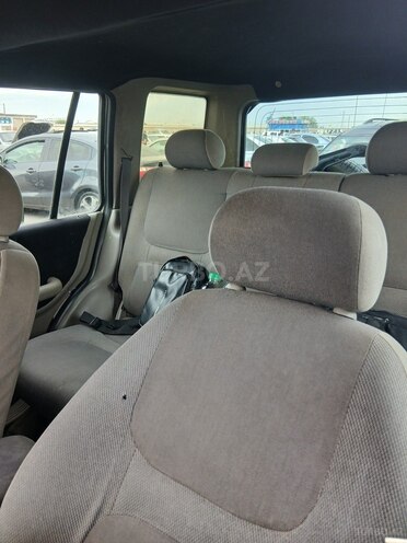 Land Rover Freelander-8