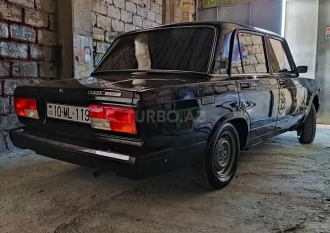 LADA (VAZ) 2107-6