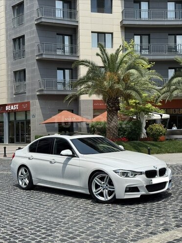 BMW 330-13