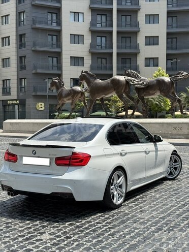 BMW 330-12