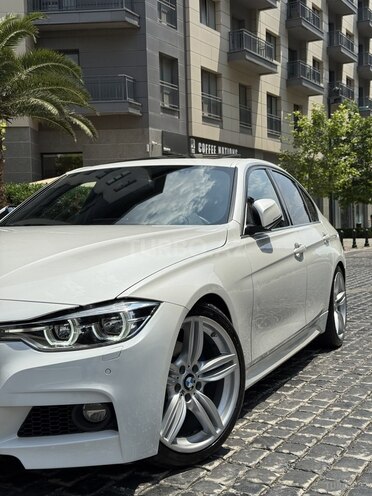 BMW 330-11