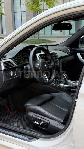 BMW 330-18